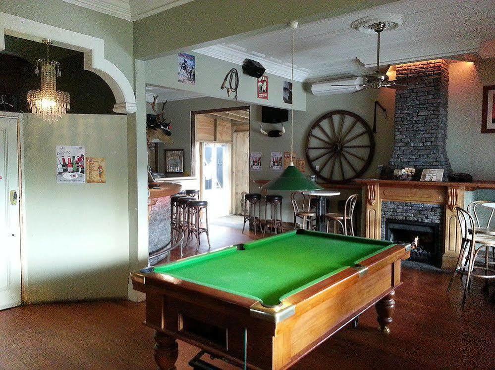 Shooters Saloon Hotel & Cabins Auckland Extérieur photo