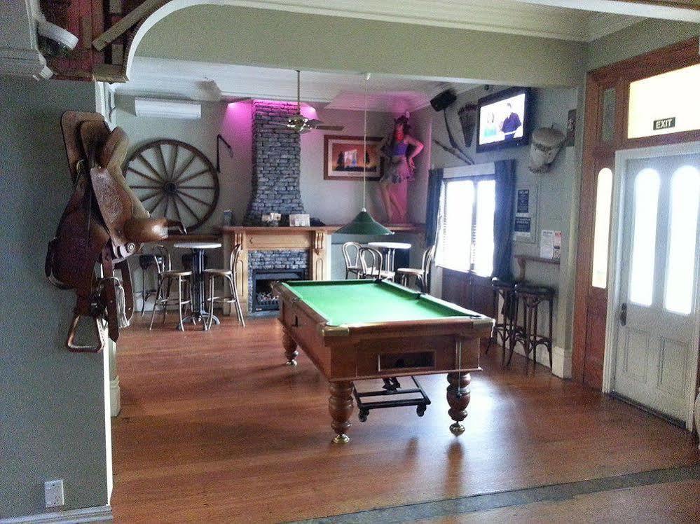 Shooters Saloon Hotel & Cabins Auckland Extérieur photo