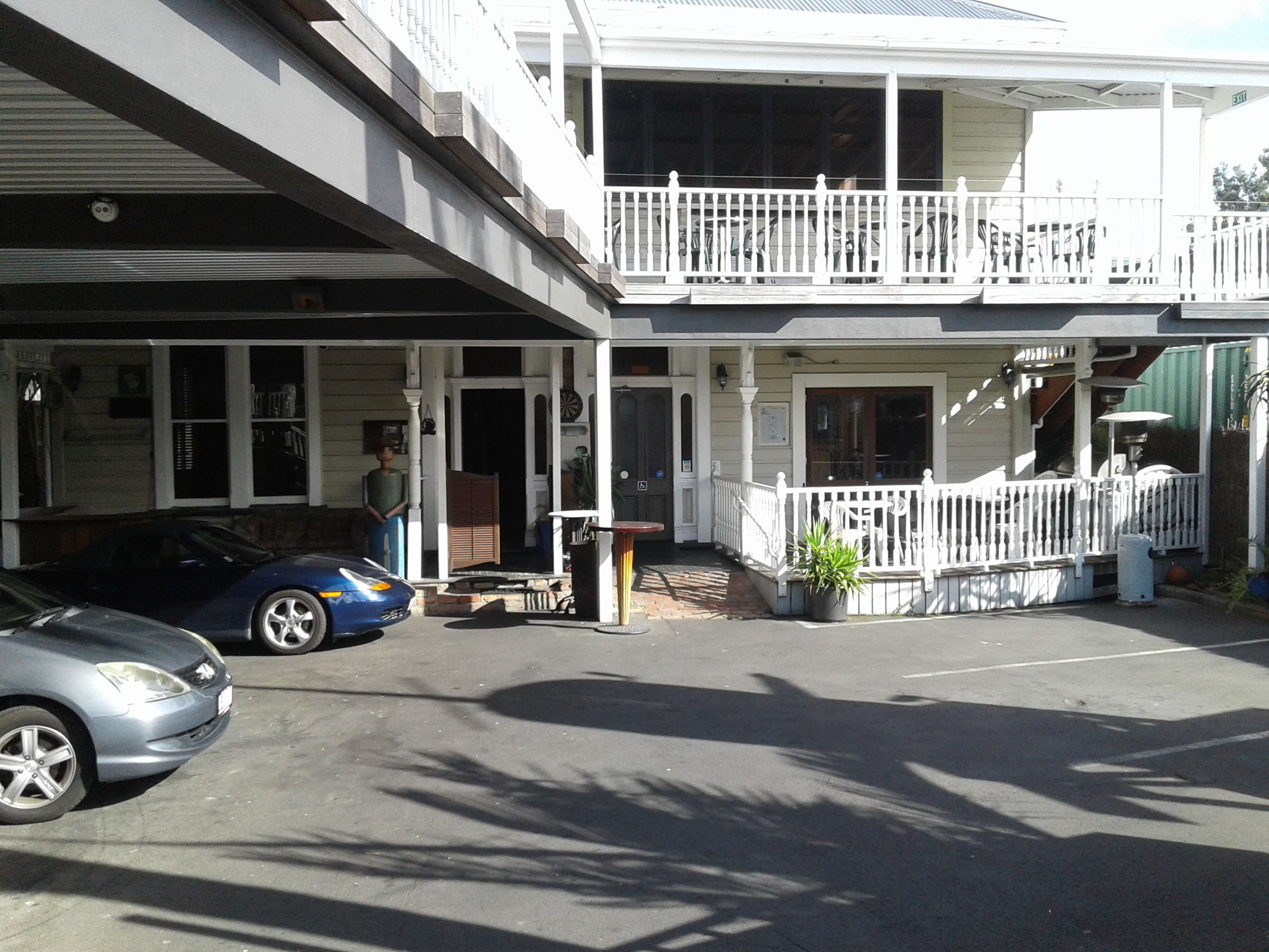 Shooters Saloon Hotel & Cabins Auckland Extérieur photo