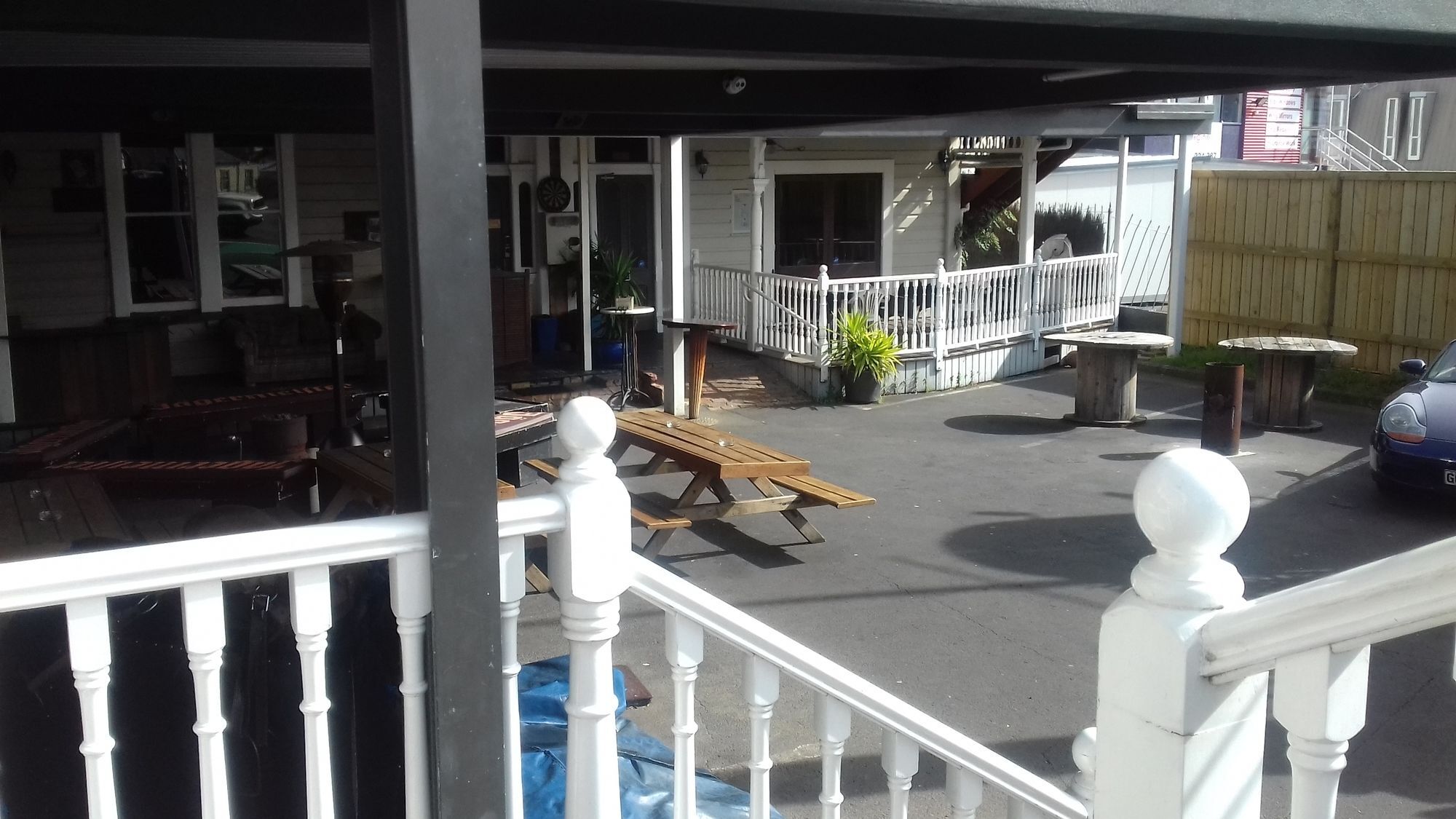 Shooters Saloon Hotel & Cabins Auckland Extérieur photo