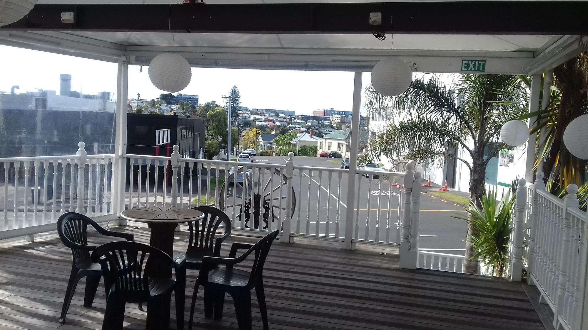 Shooters Saloon Hotel & Cabins Auckland Extérieur photo