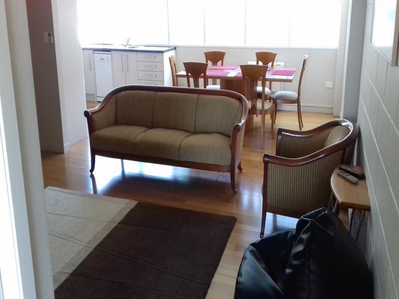 Shooters Saloon Hotel & Cabins Auckland Extérieur photo