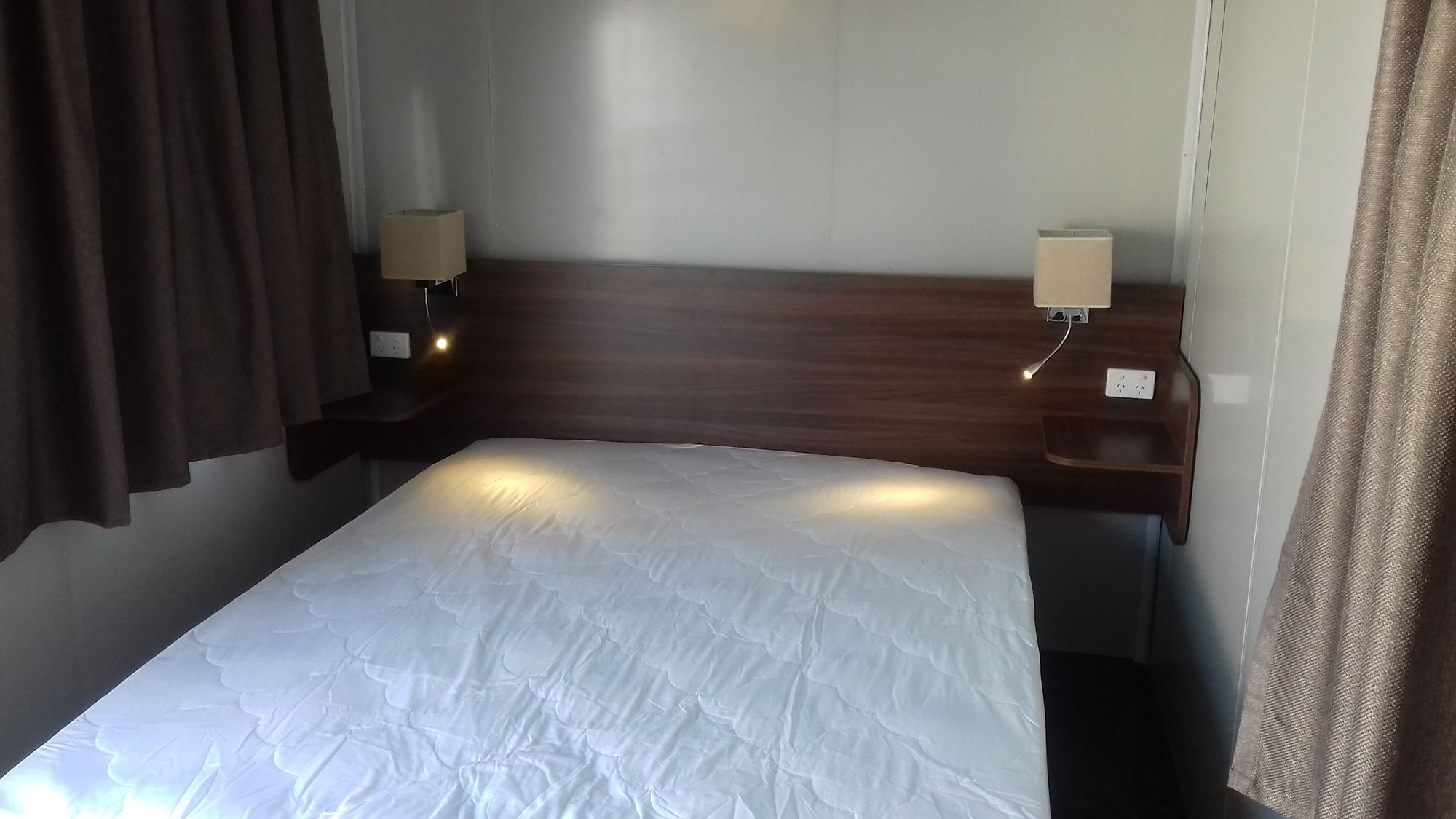Shooters Saloon Hotel & Cabins Auckland Extérieur photo